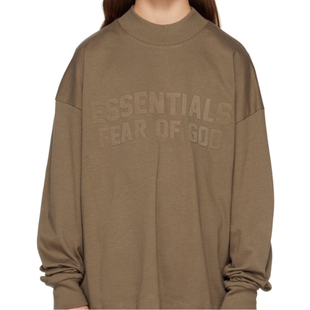 Essentials Long Sleeve Tee